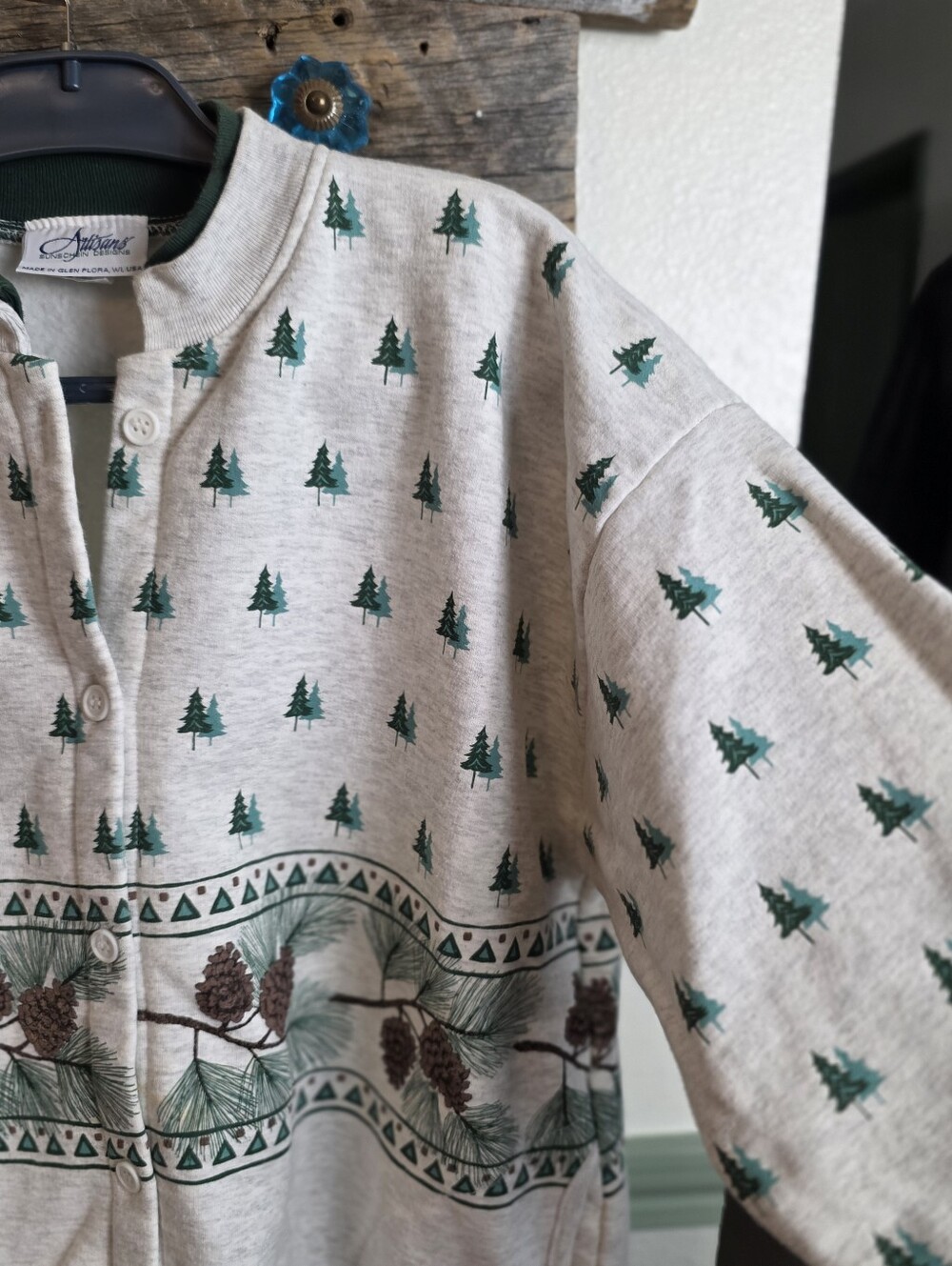 Artisans Southern Designs Pine Tree Pinecone Cardigan Sweatshirt Jacket Large - Picture 6 of 16